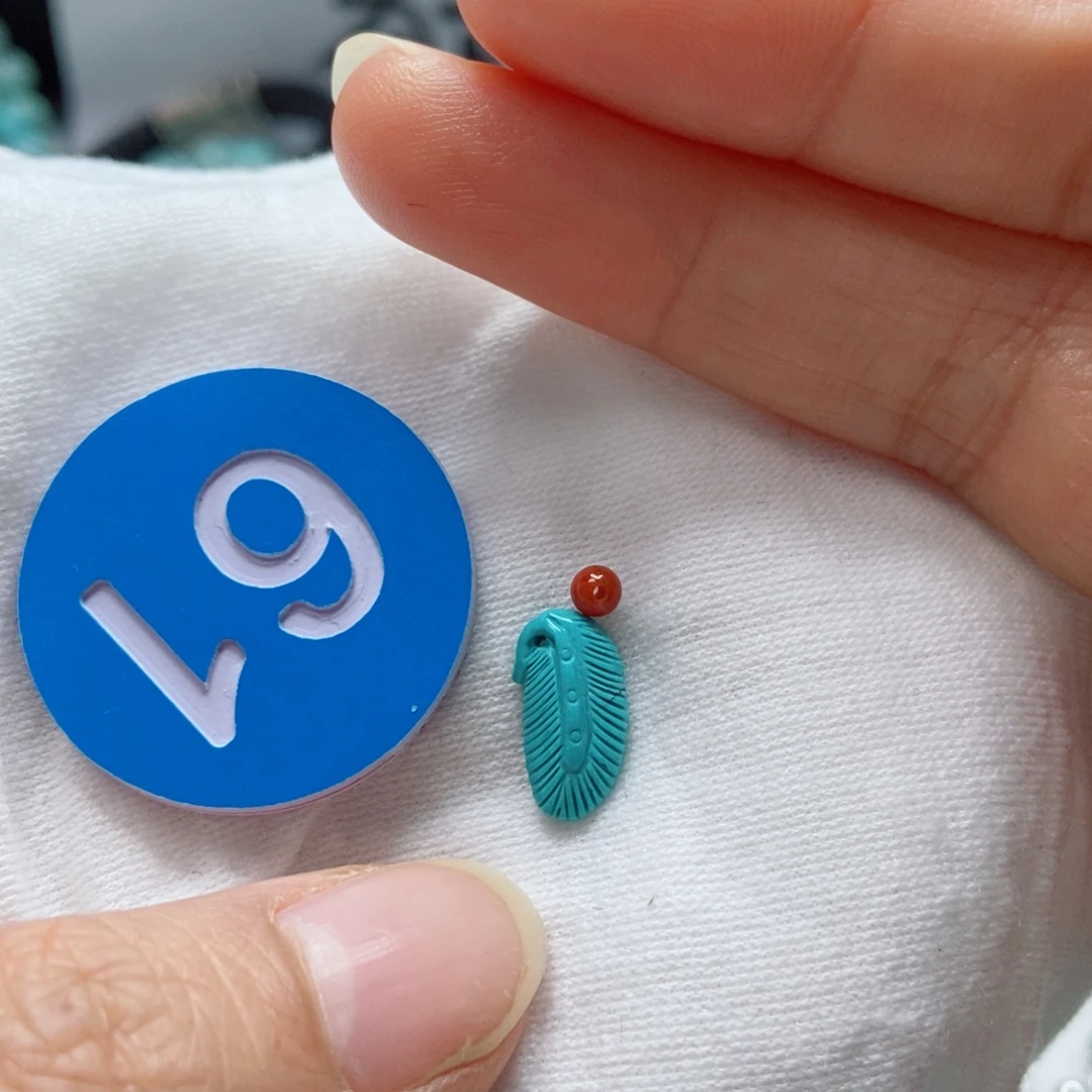 南红玛瑙未镶嵌珠宝奇石