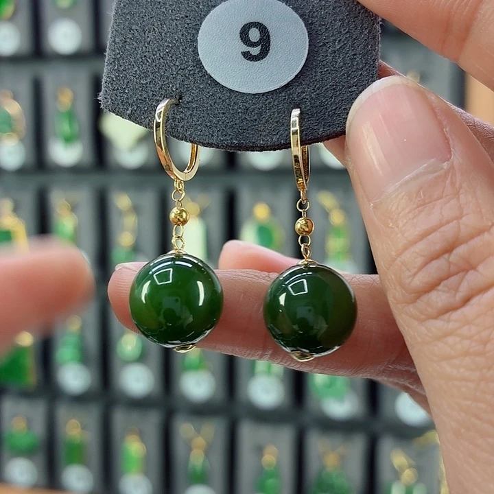 和田玉18K金镶嵌耳饰