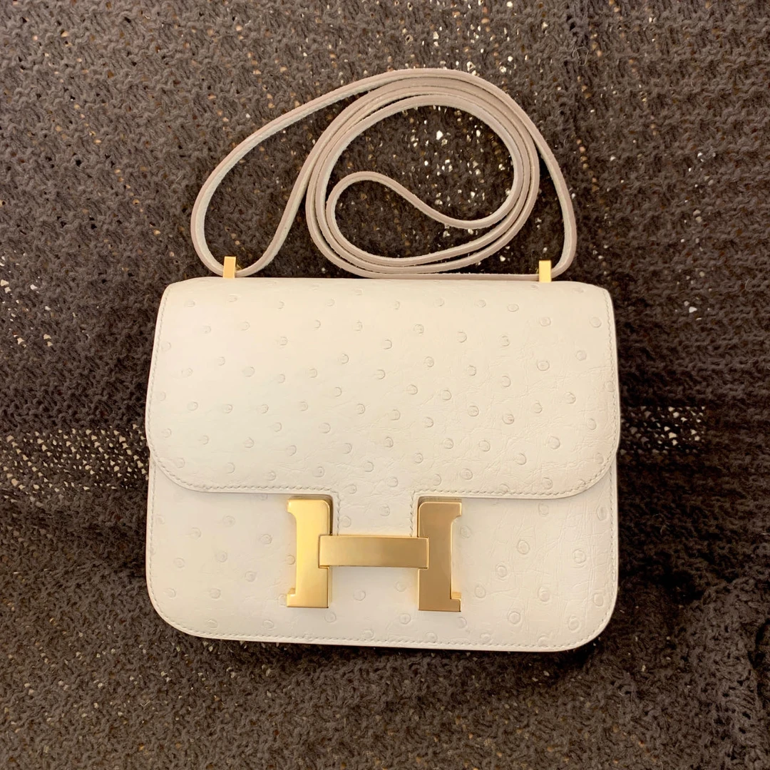 99新 Hermes/爱马仕 constance 19 Y 鸵鸟 羊毛白mk103532