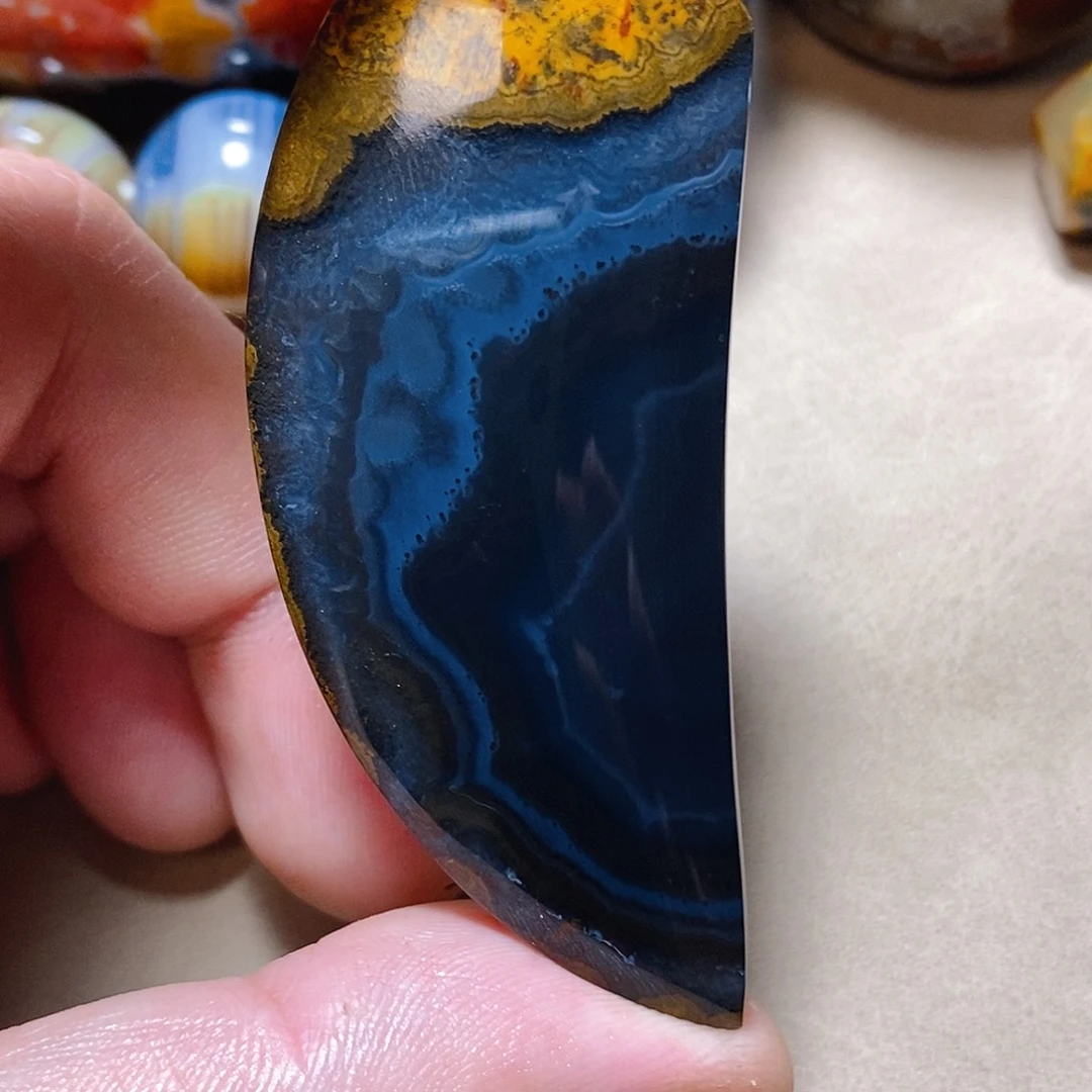 未镶嵌颈饰玛瑙/玉髓等*来