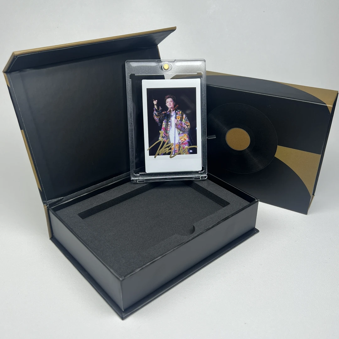 N2142鹿晗 签名正品拍立得照片 白边