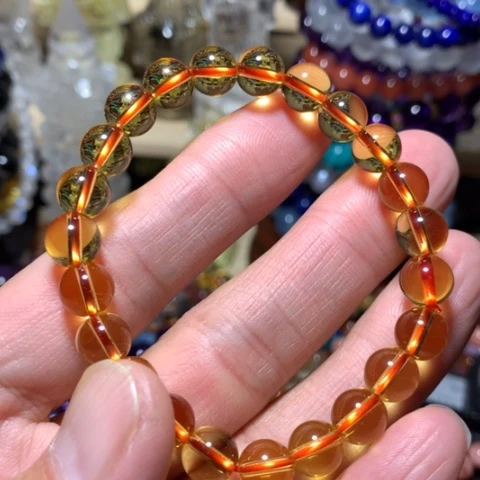 水晶手串未镶嵌死**抱8mm手串