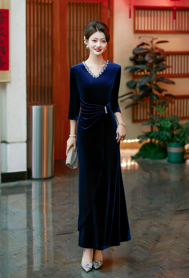 喜晚礼服敬酒婆婆气质婚宴中年服装妈妈高端优雅连衣裙婚礼丈母娘