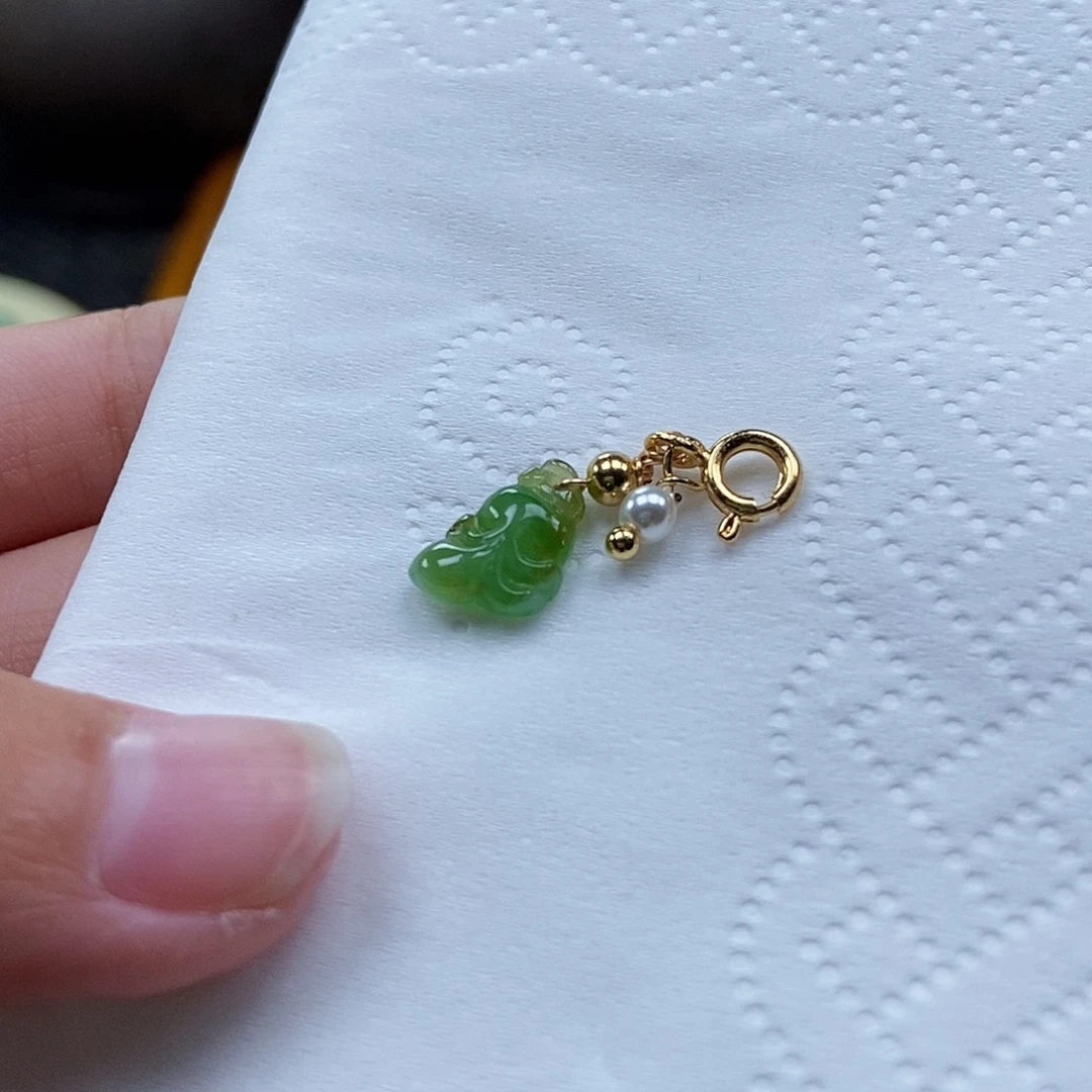 未镶嵌挂件翡翠闪