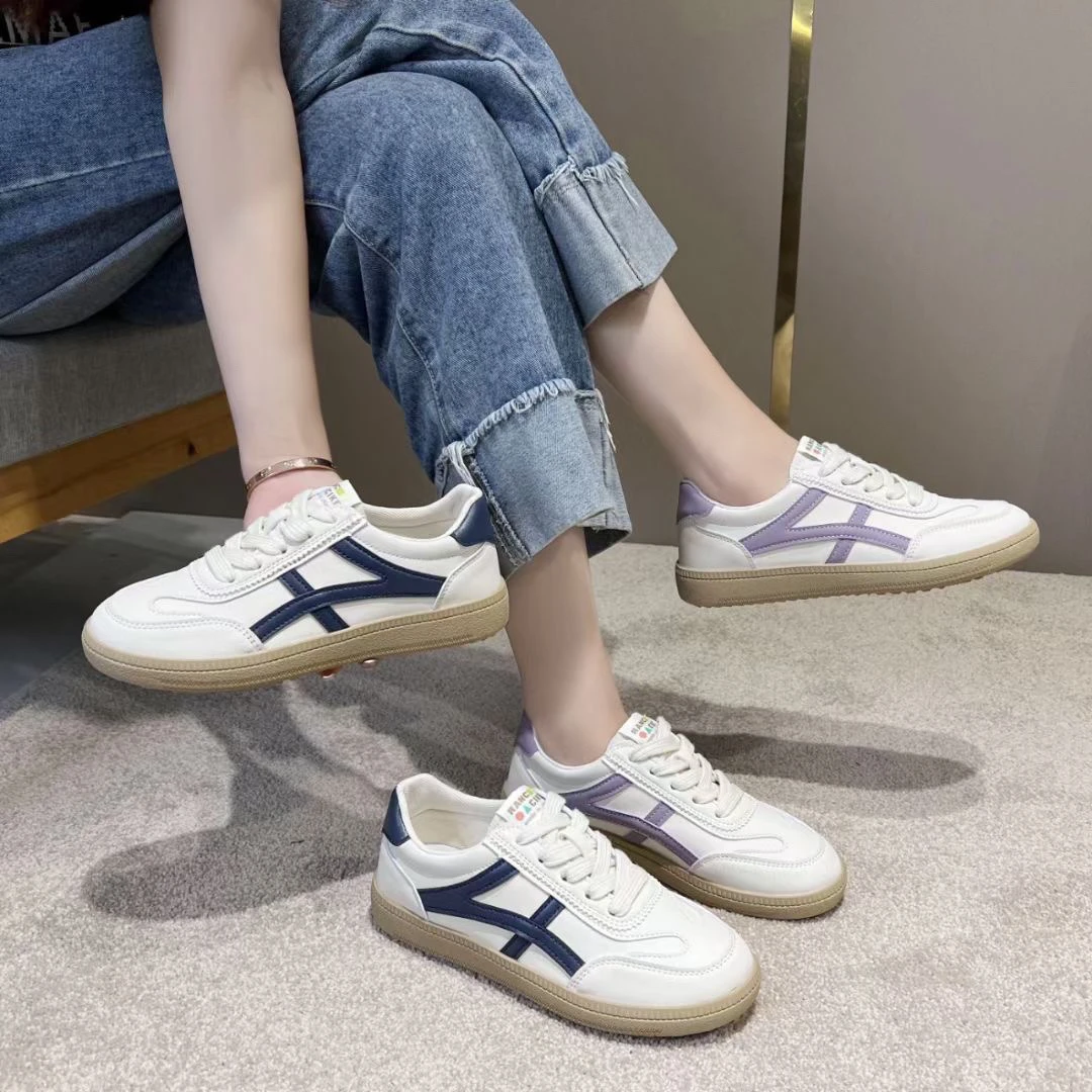 2025秋季皮面德训鞋轻巧软底学生鞋透气练车鞋百搭平底休闲鞋女鞋