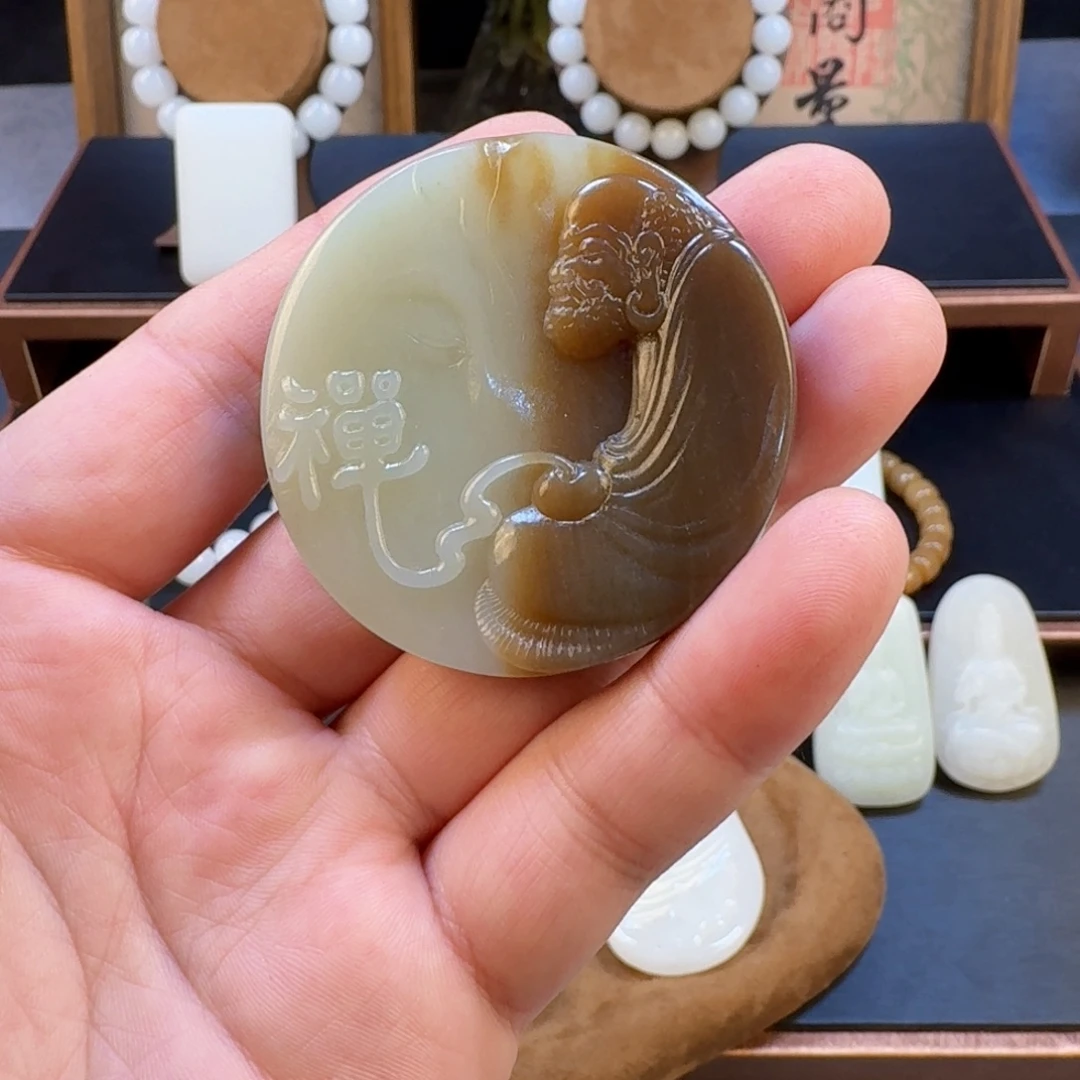 和田玉未镶嵌项链