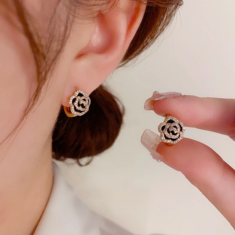 铜合金耳饰 时尚微镶山茶花耳扣高级感轻奢气质百搭小巧耳环F1625