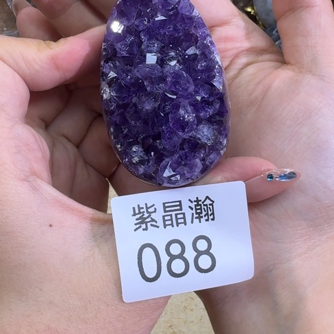 未镶嵌水晶大型摆件（非配饰）