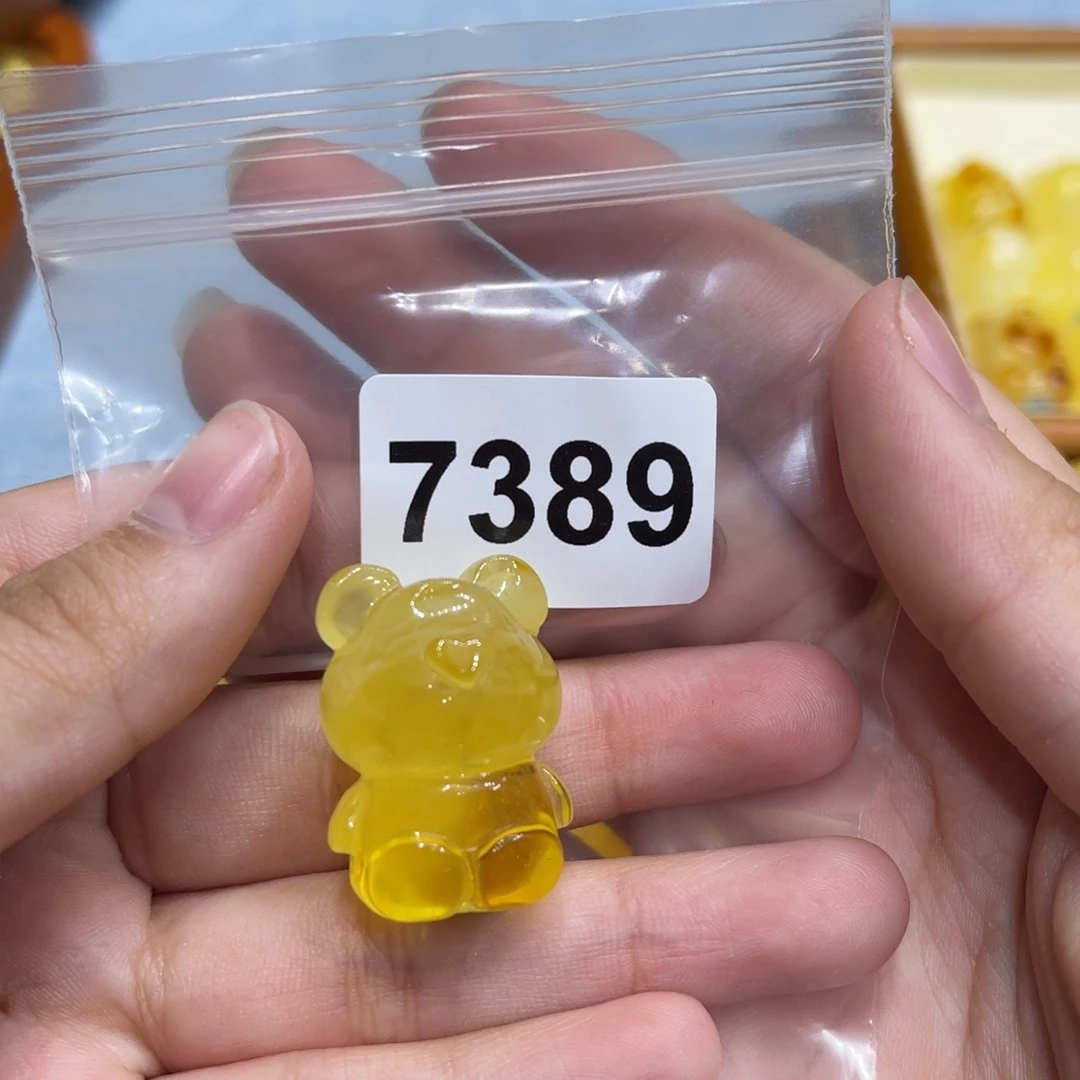 琥珀珠宝奇石未镶嵌