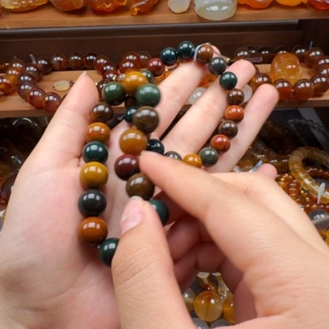 “***”玛瑙/玉髓颈饰合金001