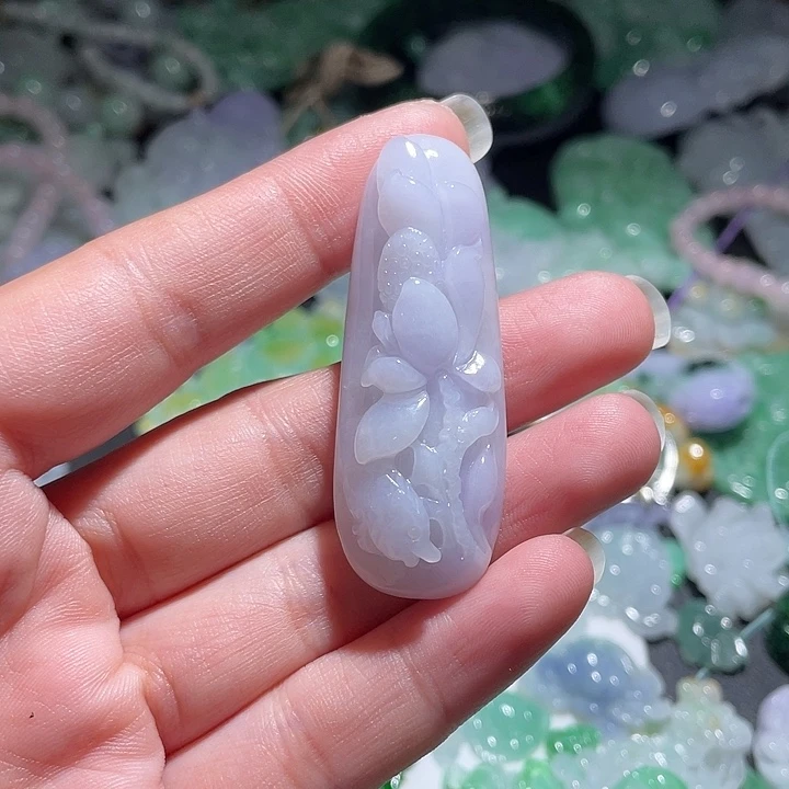 颈饰未镶嵌翡翠天