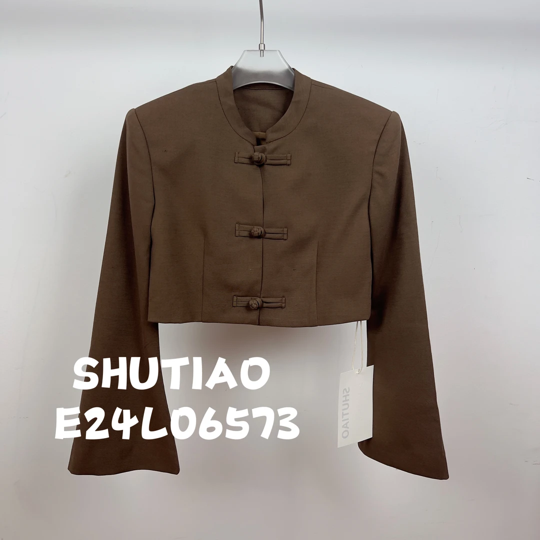 【SHUTIAO】2024秋冬：新款小众设计款外套E24L06573