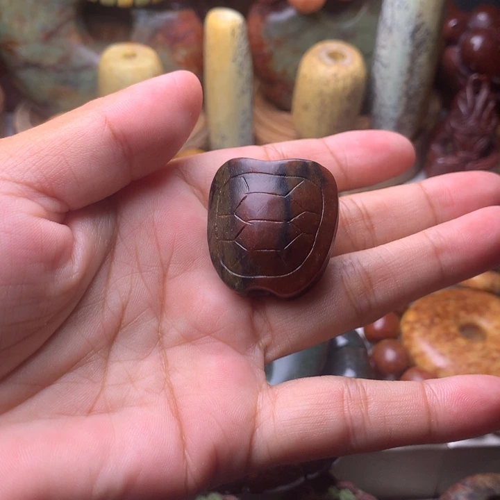 未镶嵌岫岩河磨玉（透闪石质玉）手机链