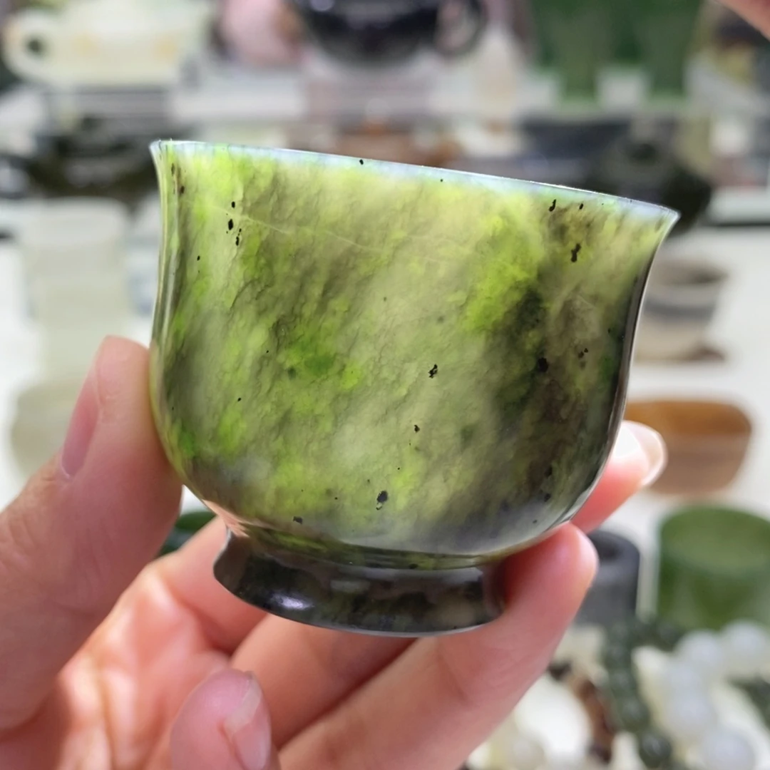 和田玉杯子未镶嵌