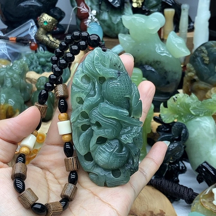 穿***期未镶嵌岫玉手把件