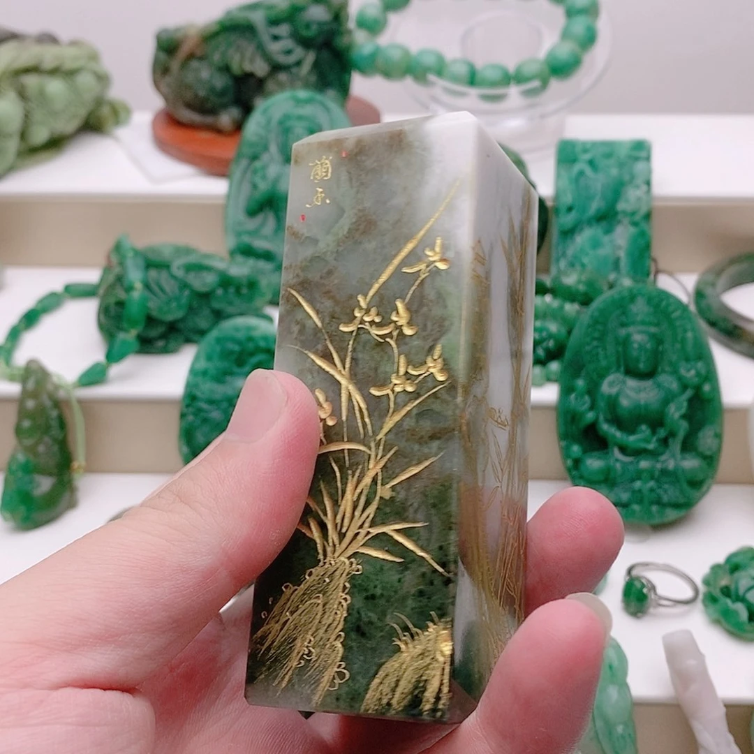 独山玉未镶嵌印章