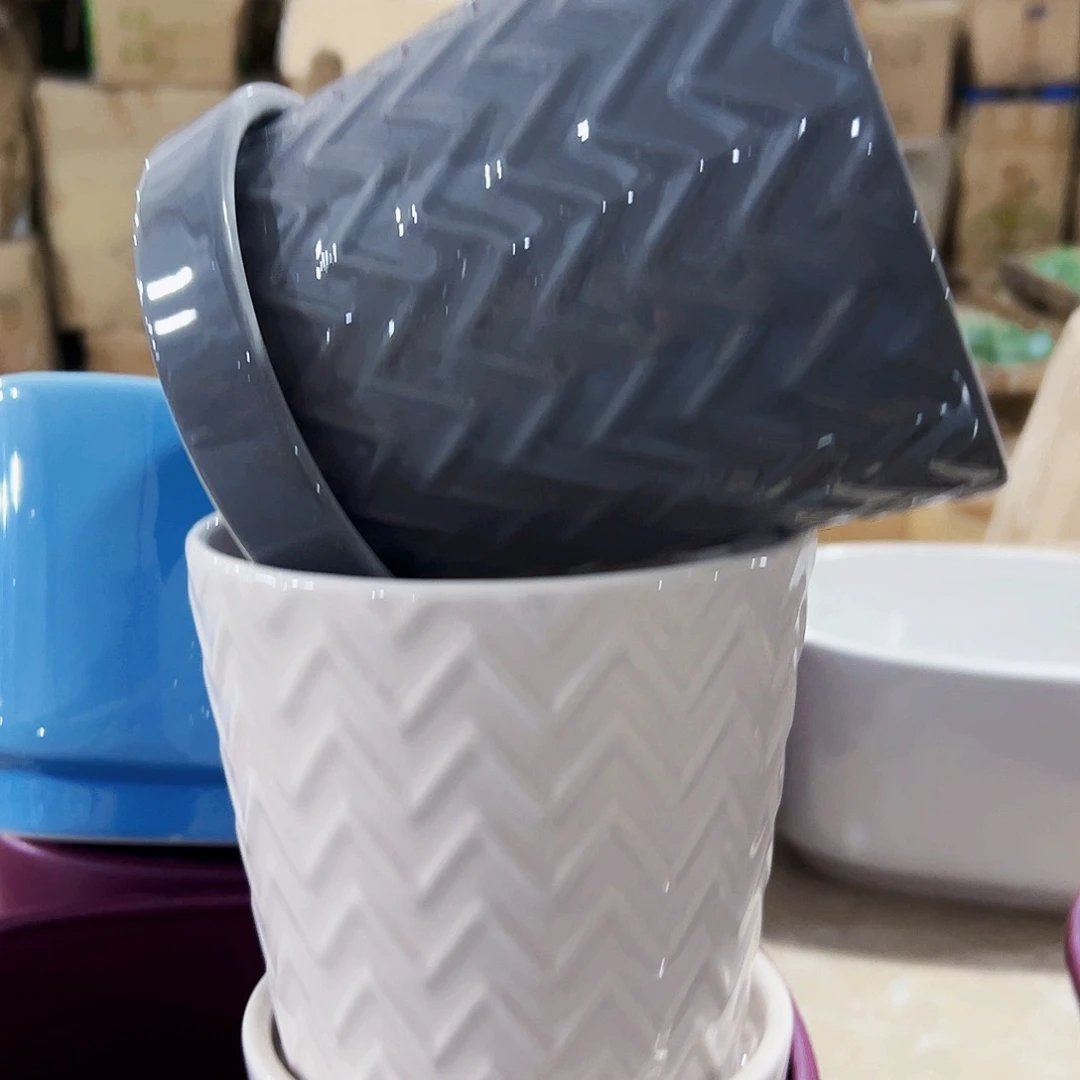 有孔外贸尾单陶瓷花盆凑10米包邮