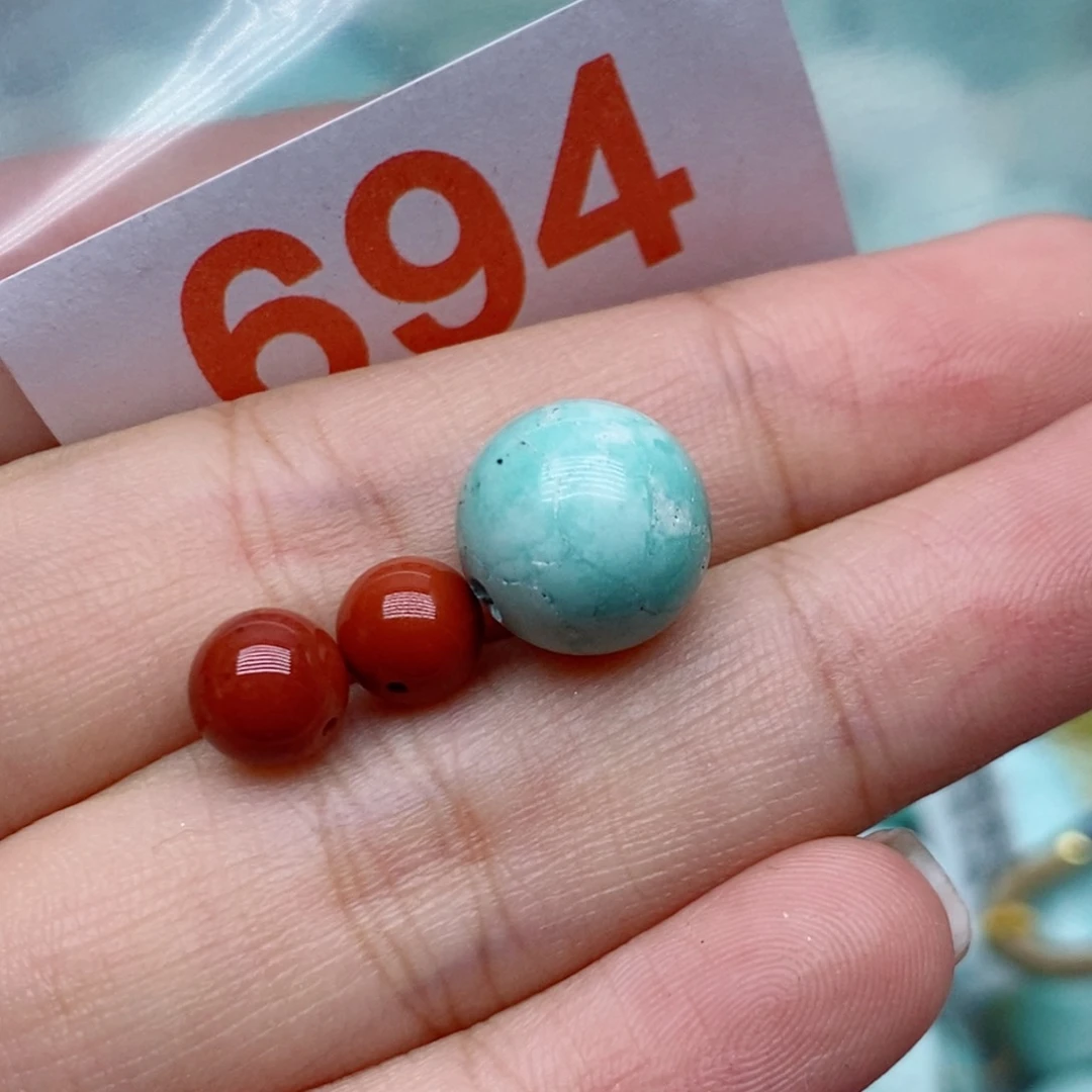 南红玛瑙未镶嵌珠宝奇石