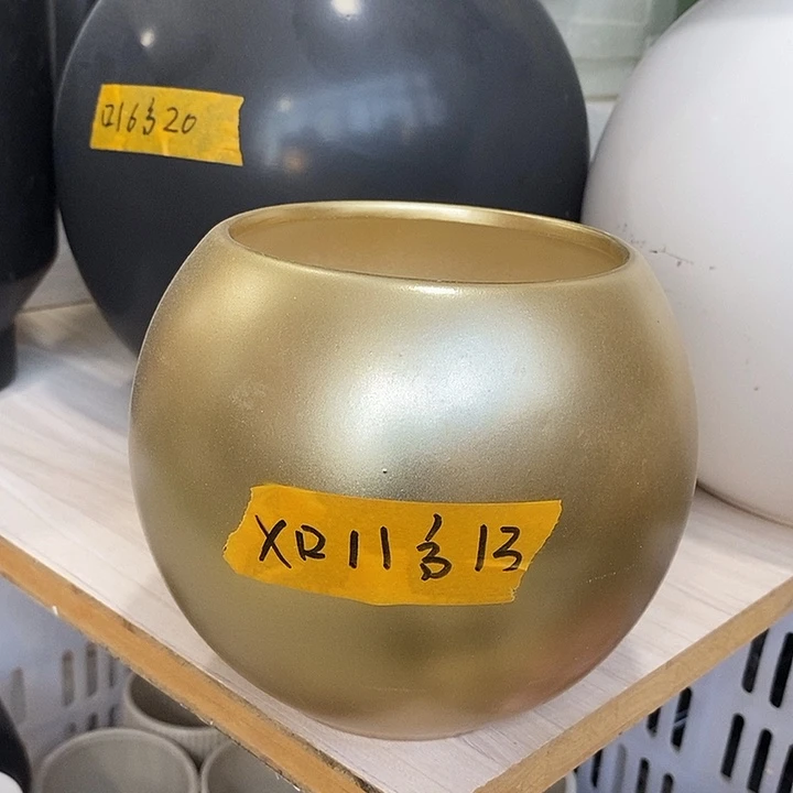 摆件陶盆有孔 瑕疵介意勿拍
