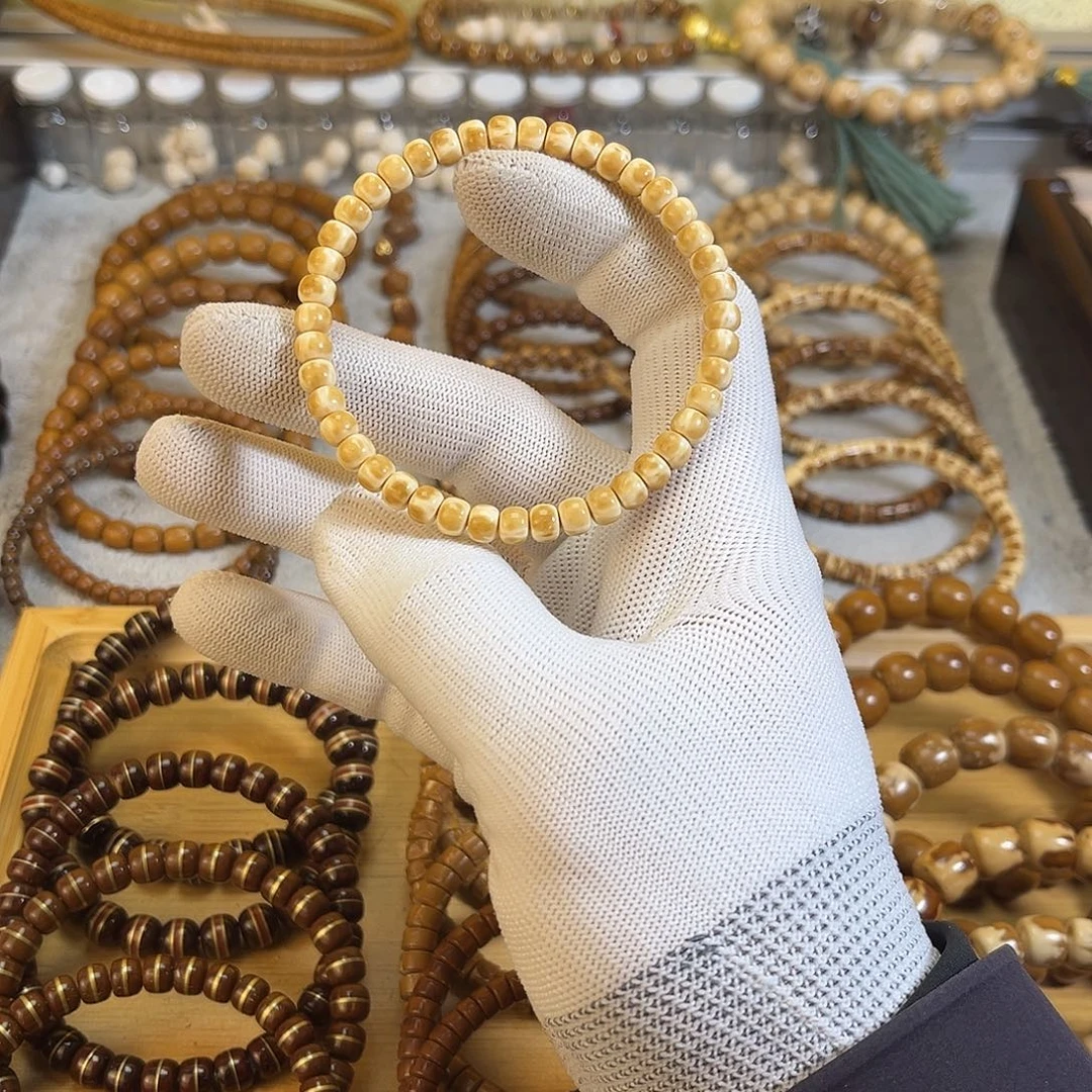 紫金鼠手串小馒头鼠尖老行