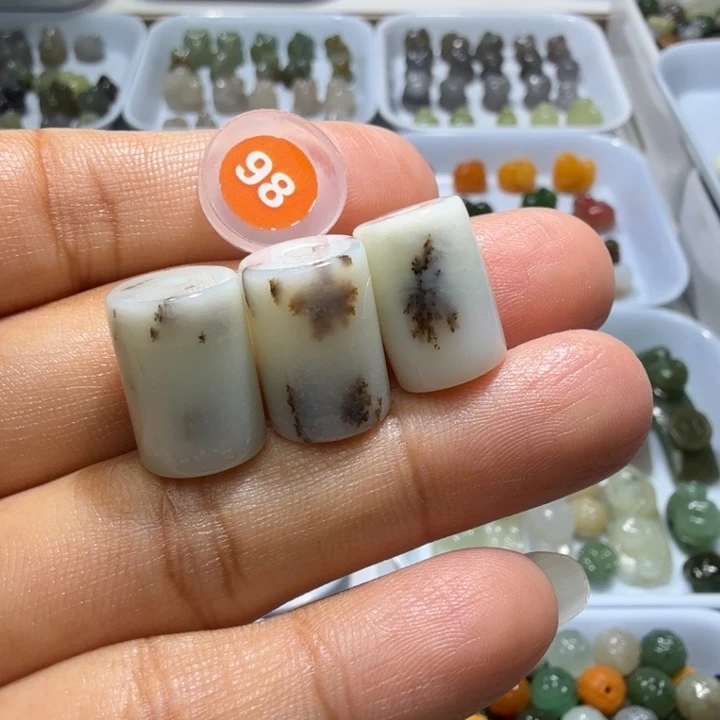 未镶嵌和田玉珠宝半成品