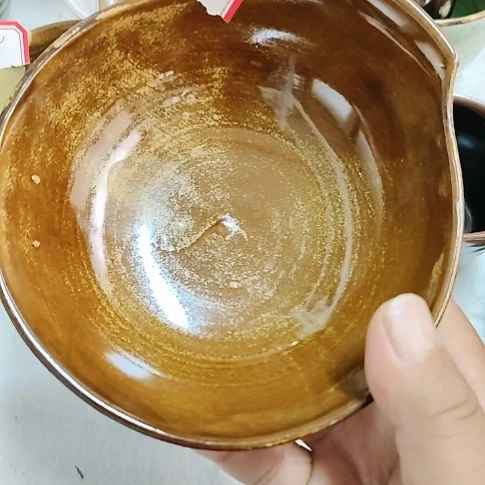 瓷片盘，沙锅，瓷片，瓶，碗，各种沙锅，摆件，