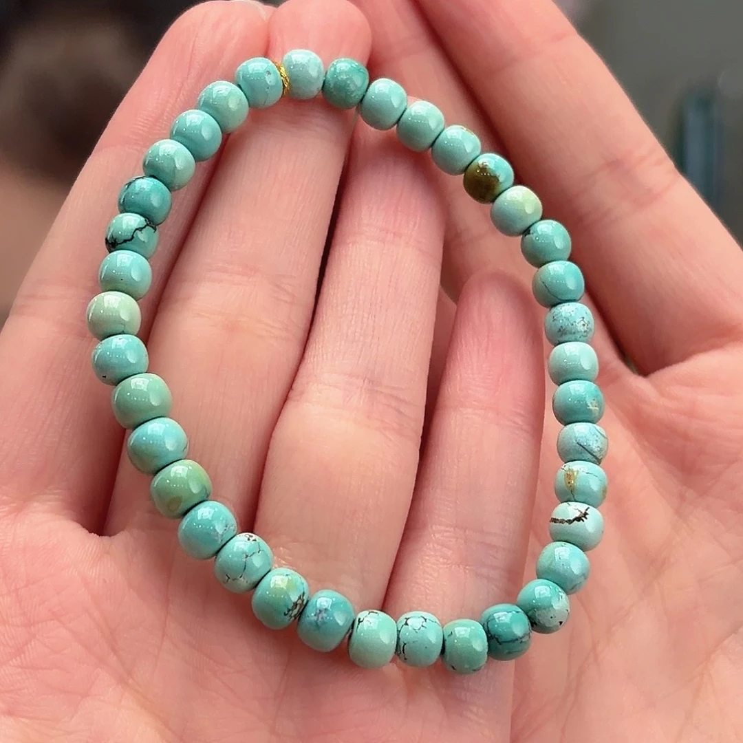 绿松石未镶嵌颈饰