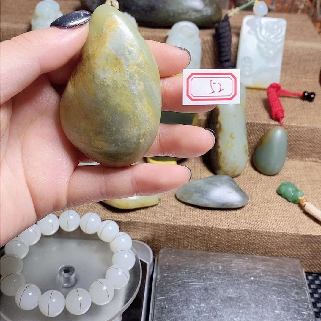 未镶嵌和田玉挂件52