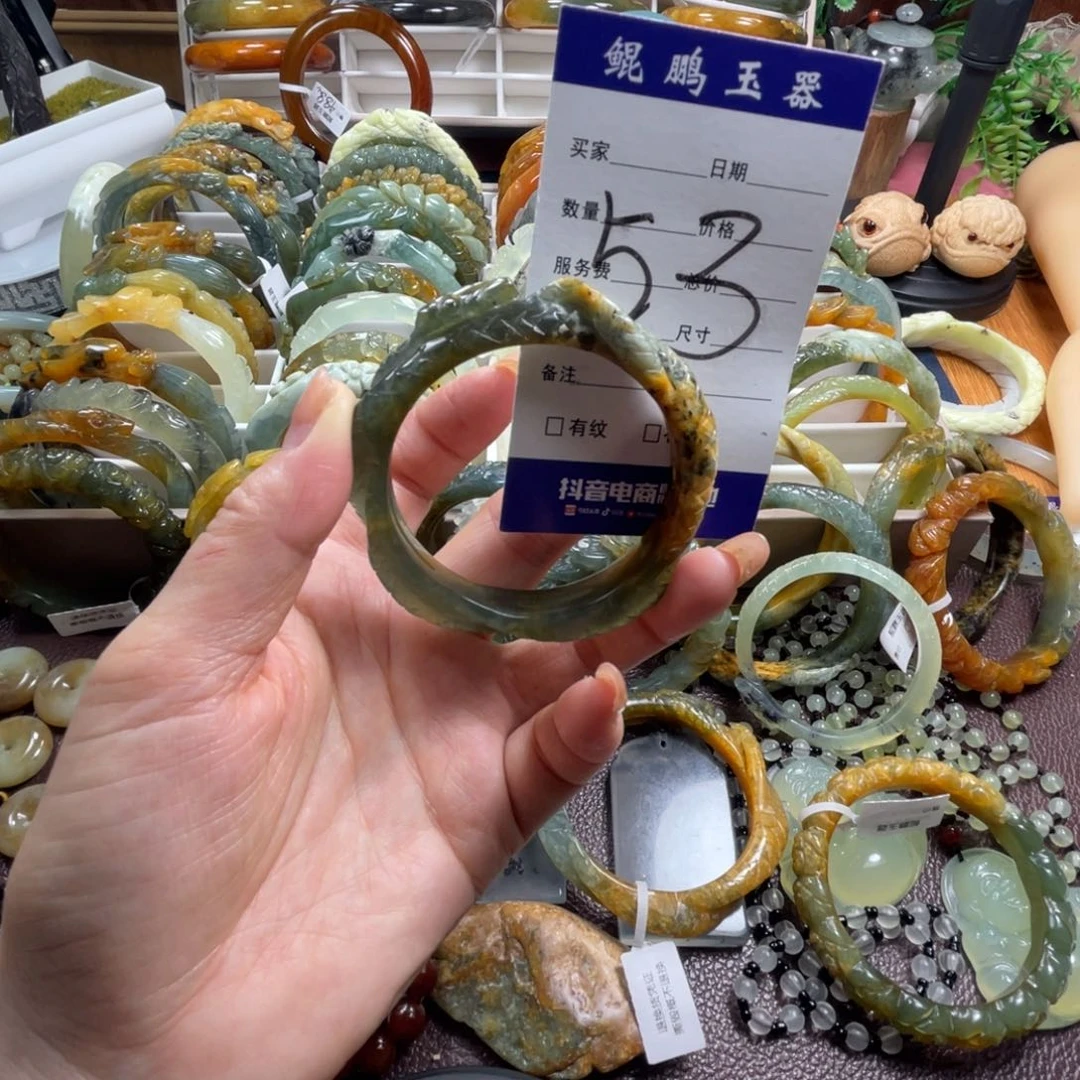 未镶嵌蛇纹石玉手镯