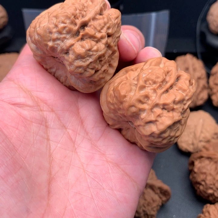 平****文玩核桃吊坠狮子头