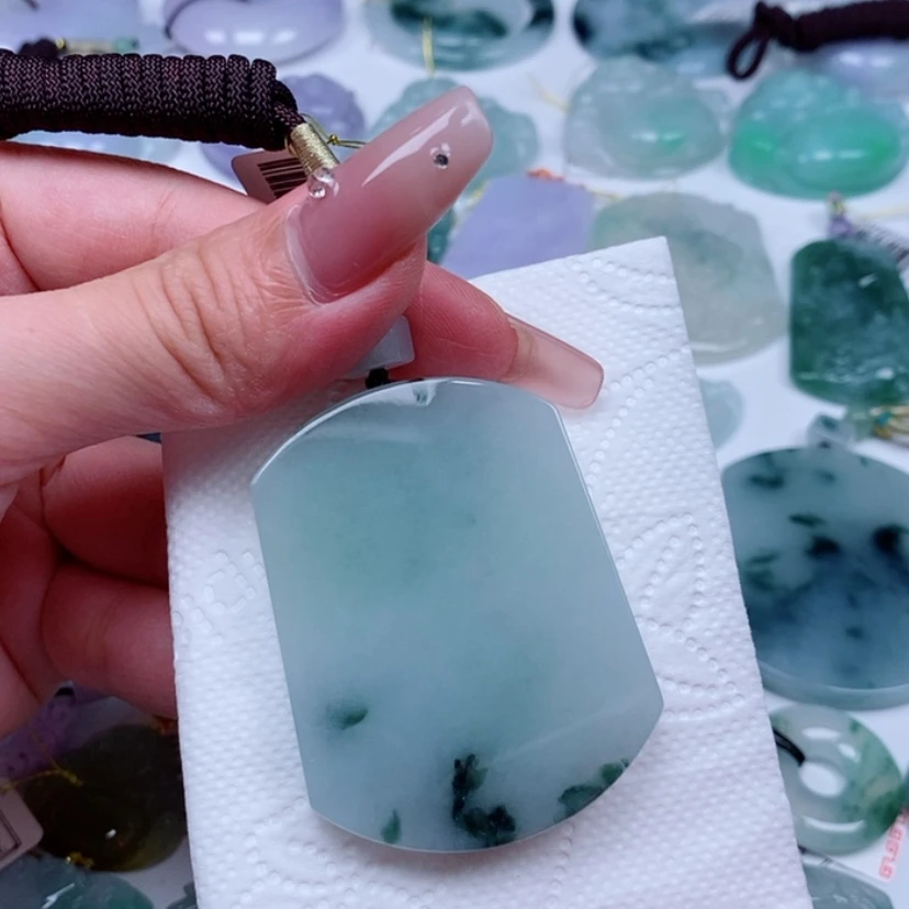 【闪购商品】颈饰未镶嵌翡翠