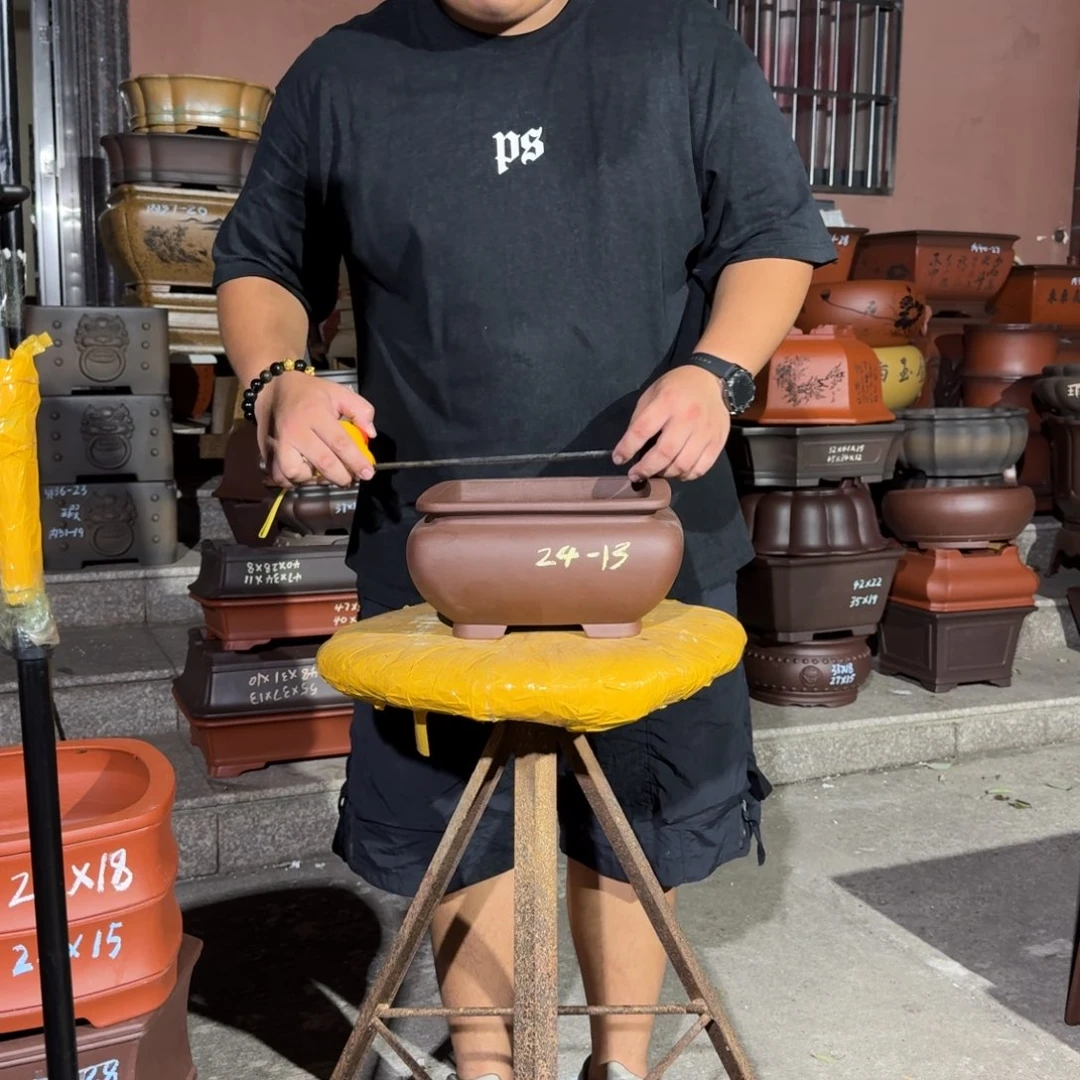 紫砂花盆紫砂花盆