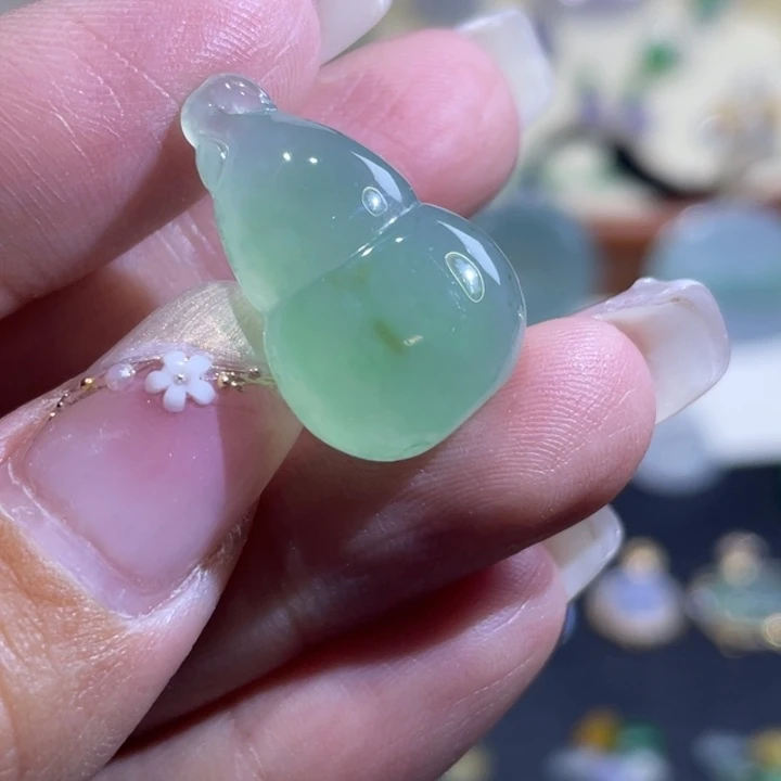颈饰未镶嵌翡翠葫芦