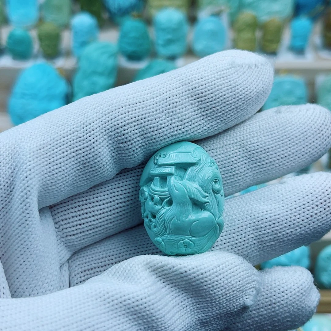 绿松石未镶嵌珠宝奇石