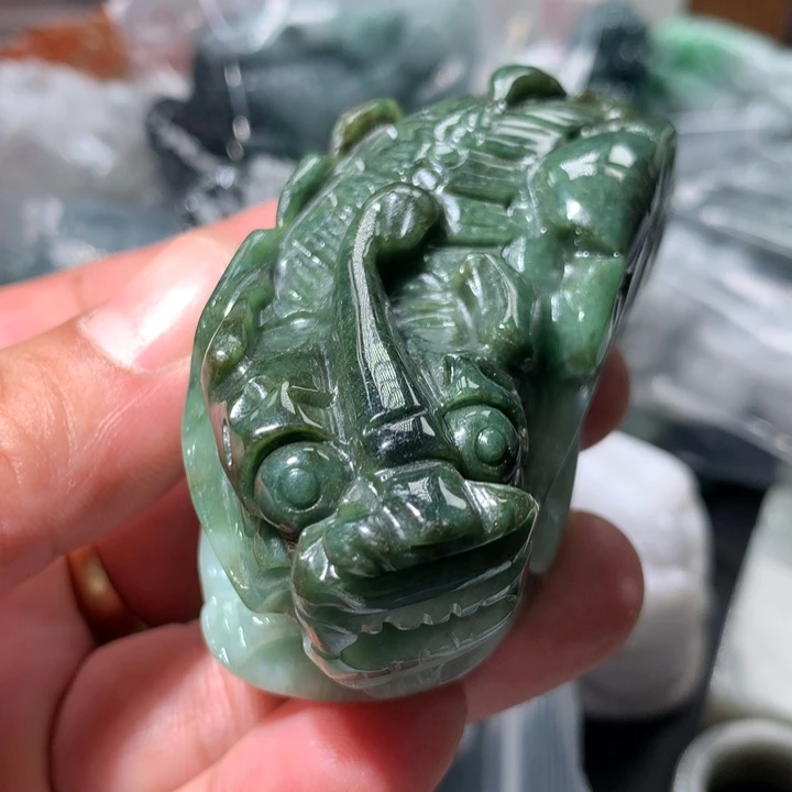 翡翠未镶嵌颈饰保真天然a货翡翠