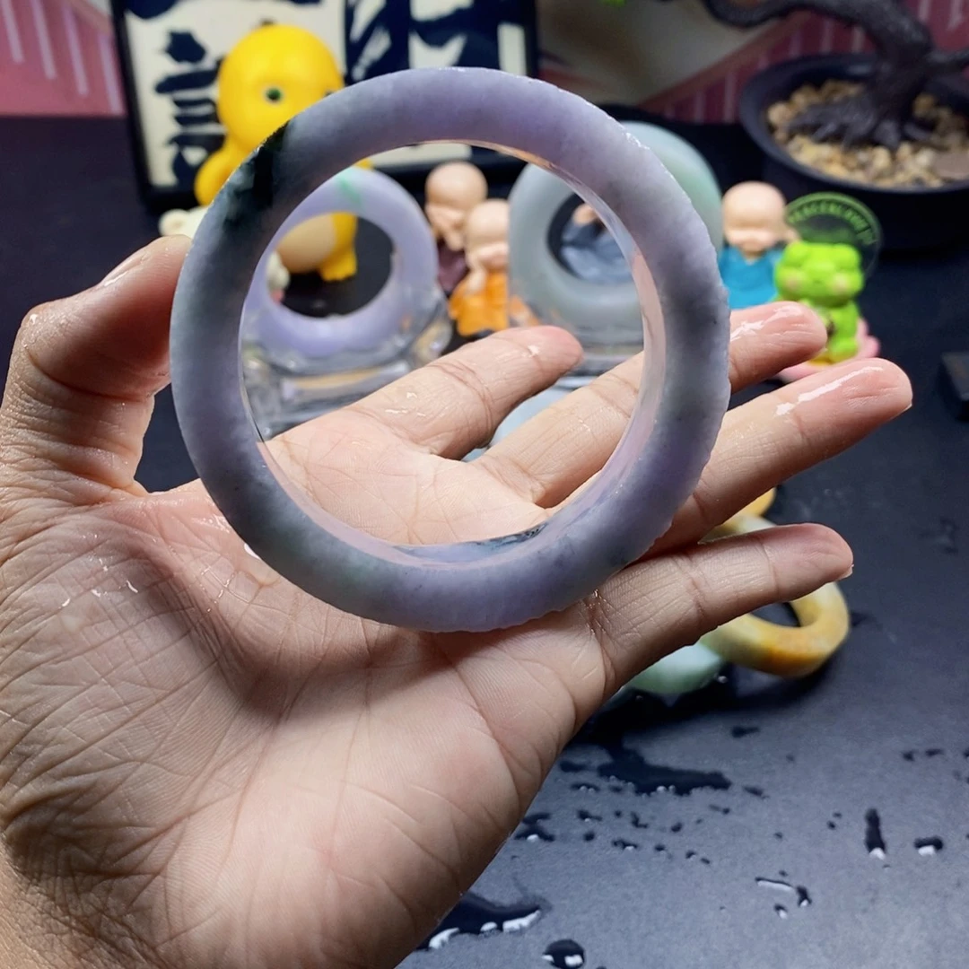 定制翡翠未镶嵌翡翠手镯