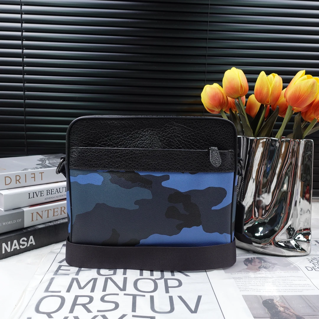 95新 COACH/蔻驰 单肩包/T10221165