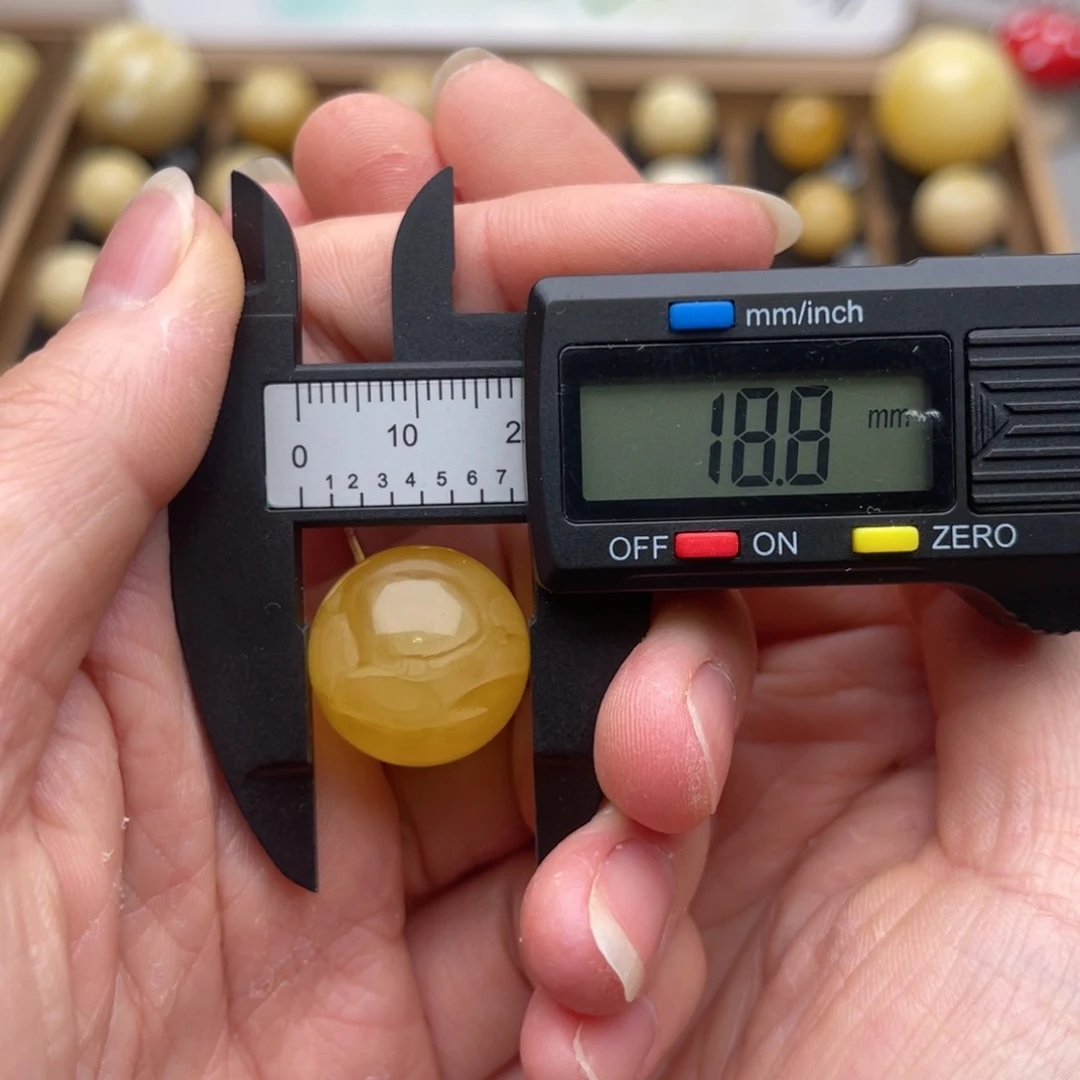 裸石琥珀未镶嵌蜜蜡瑕疵圆珠鸽