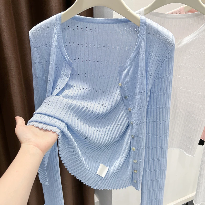 蓝色圆领长袖针织外套女2025夏季新款冰丝防晒配吊带裙小开衫外搭