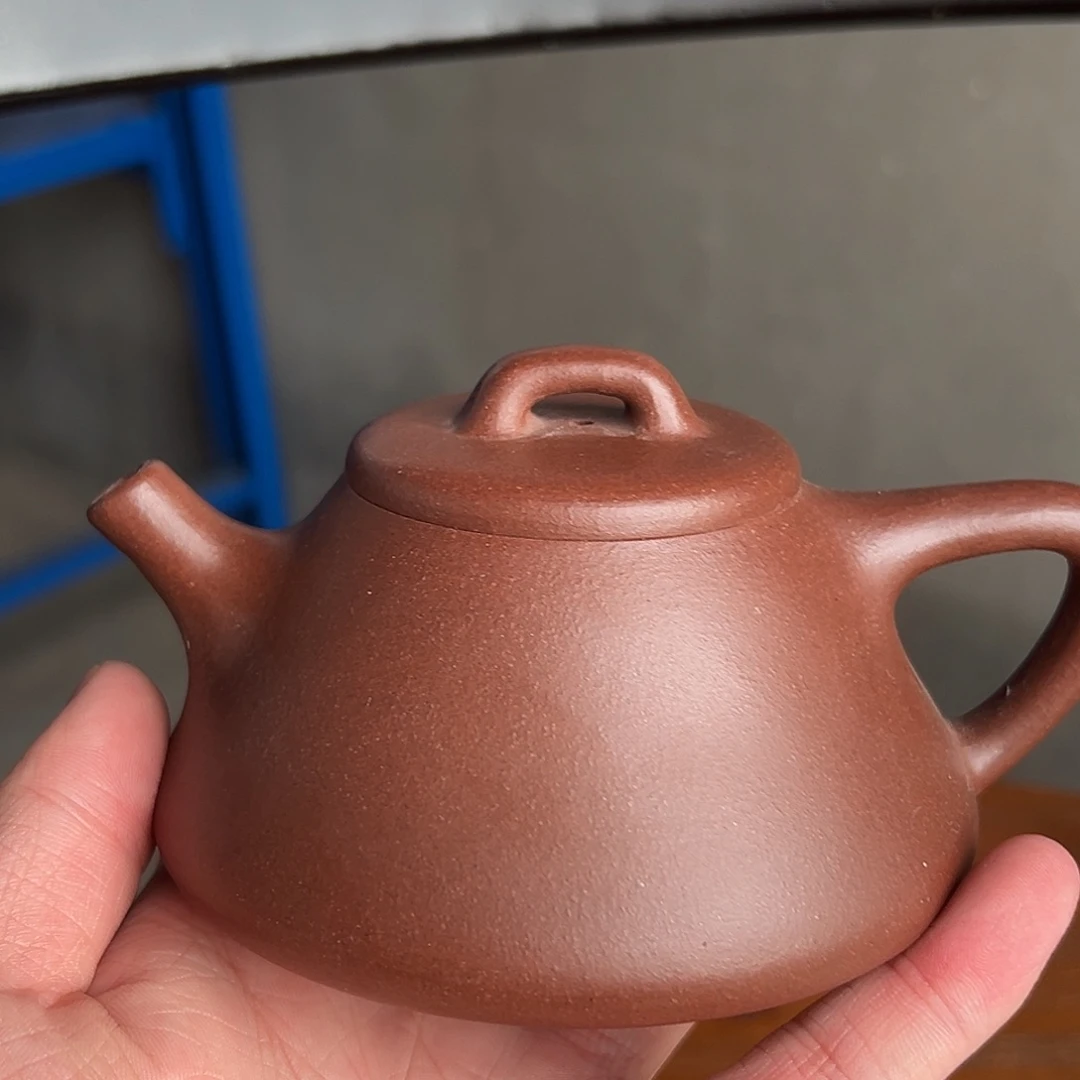 茶壶紫砂紫砂的味道很好