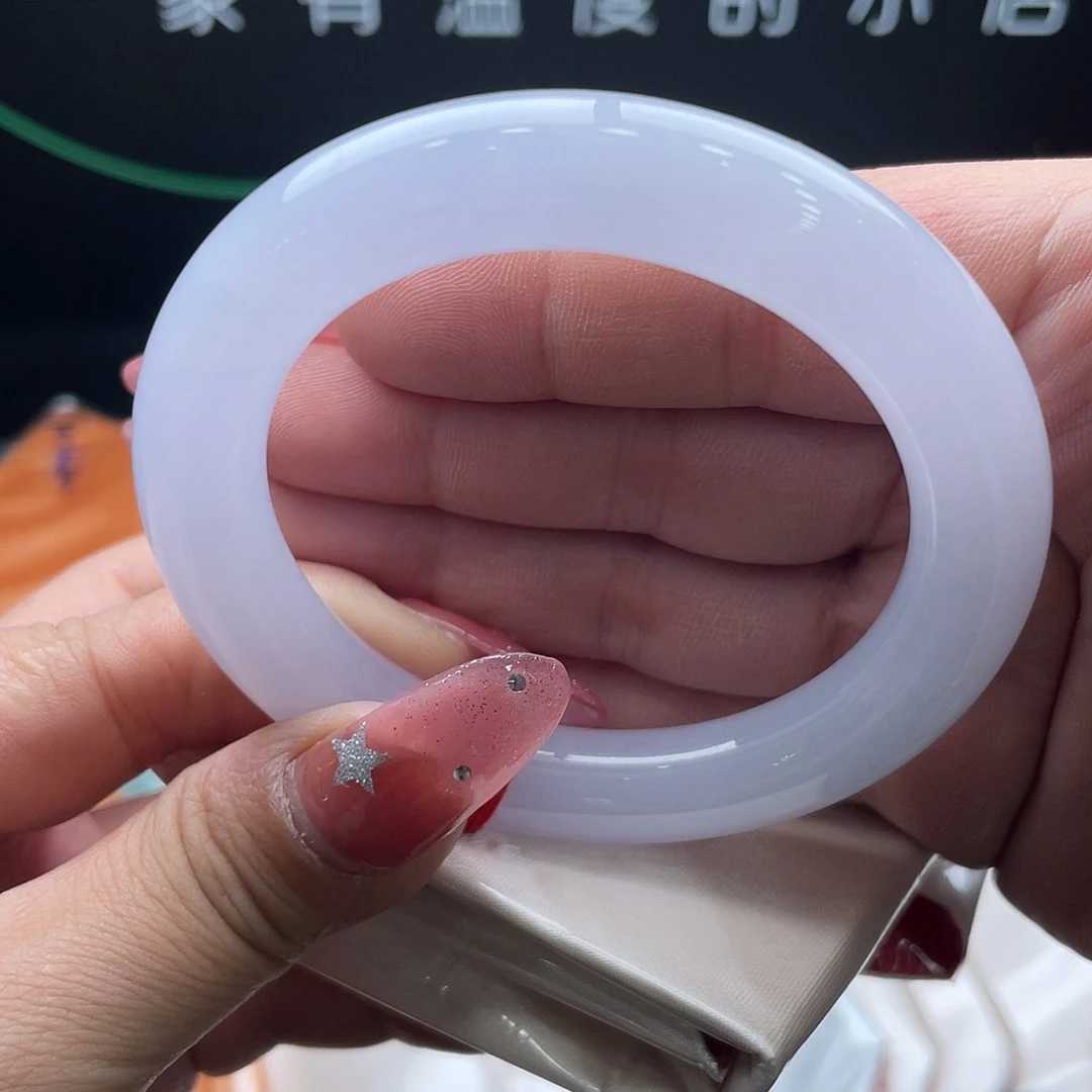 翡翠未镶嵌手镯56.3圆条