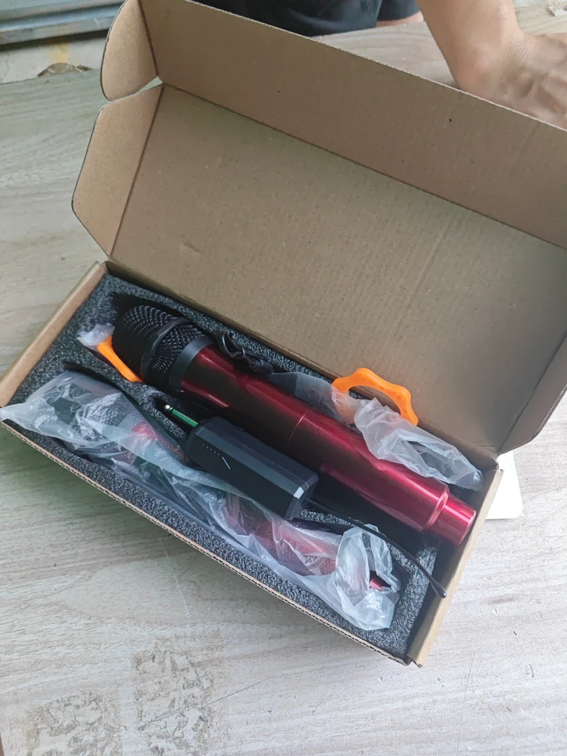 8新  客户退货充电话筒一整套的价格，音箱话筒，不调颜色