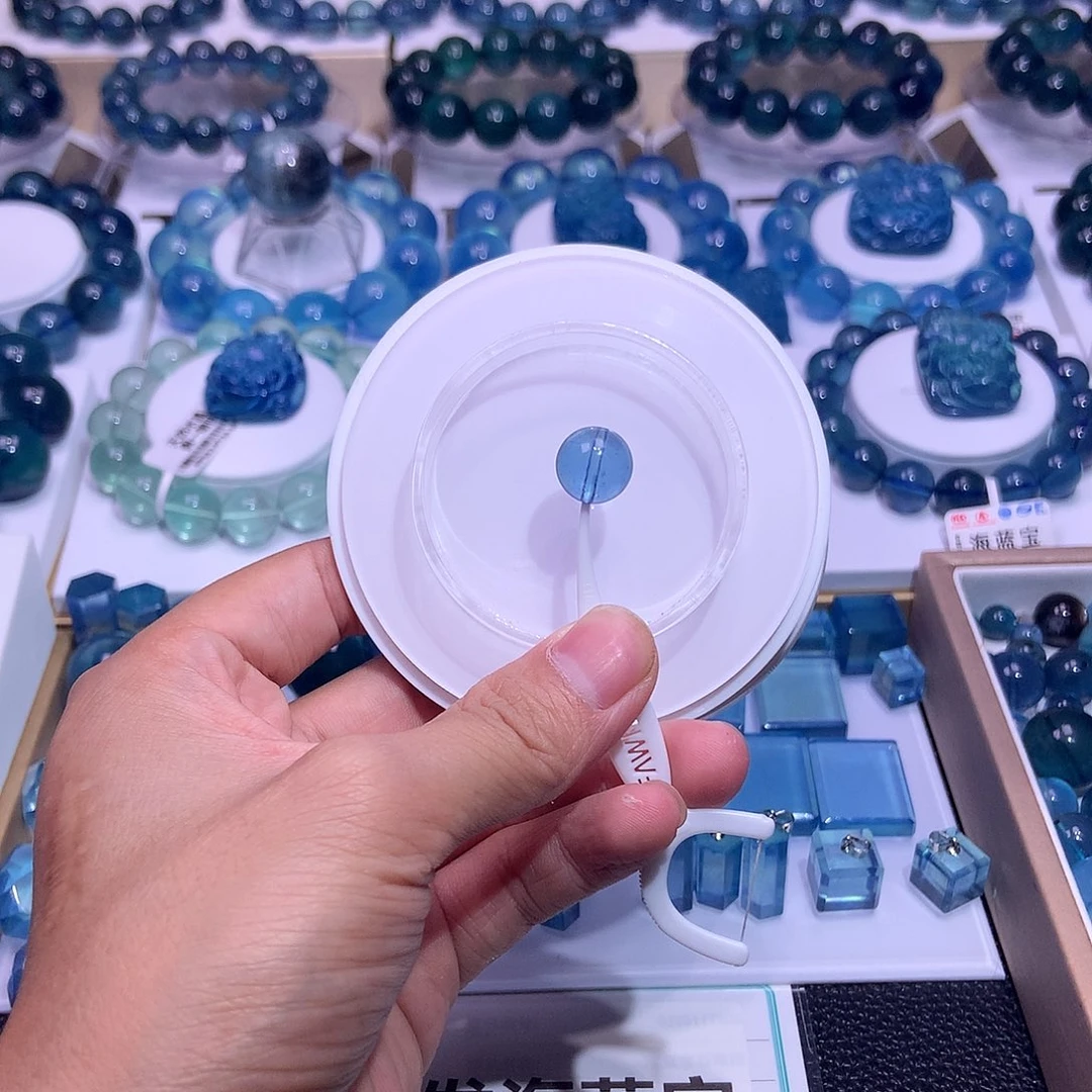 天然辰砂阿*海蓝宝11.4mm