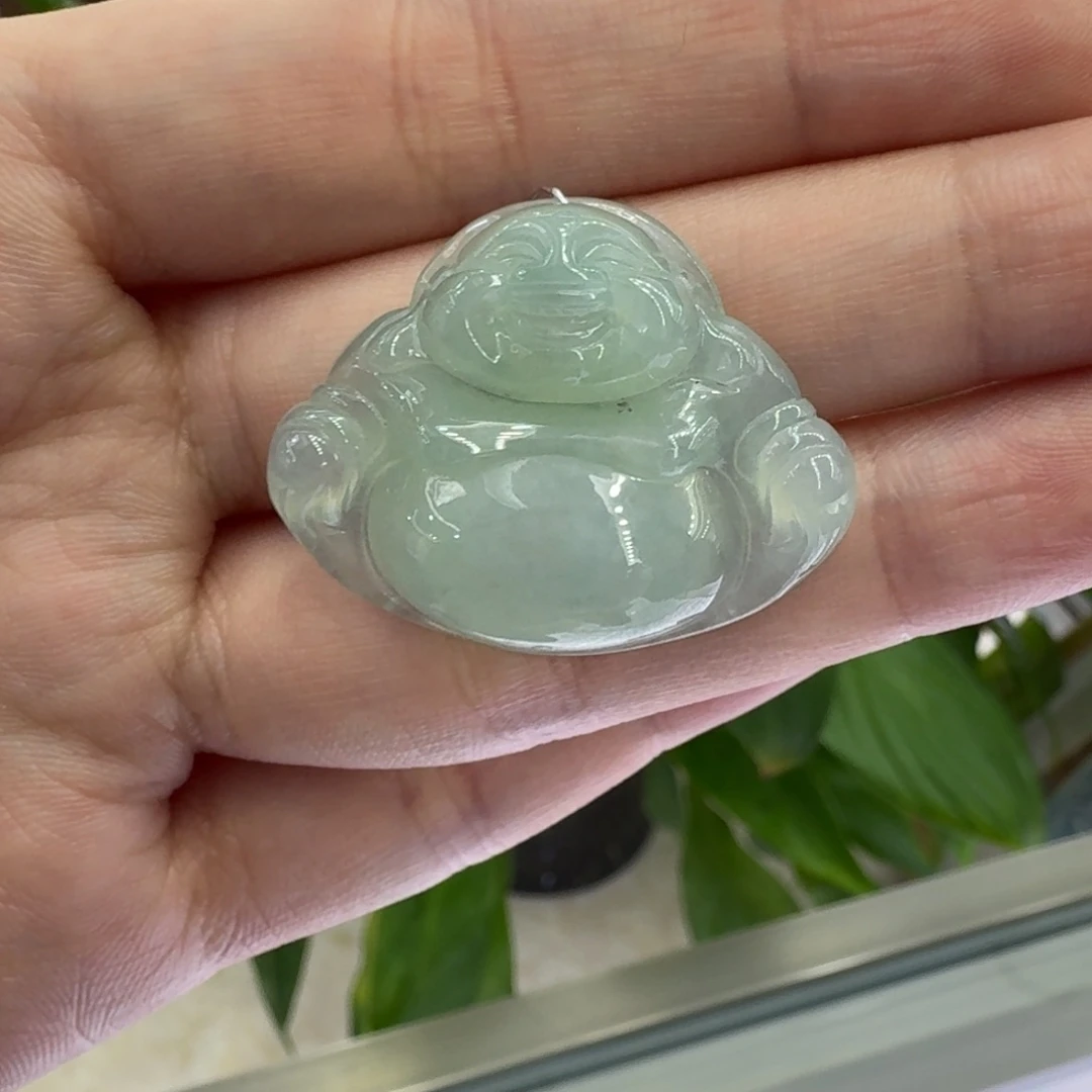 翡翠未镶嵌颈饰佛公