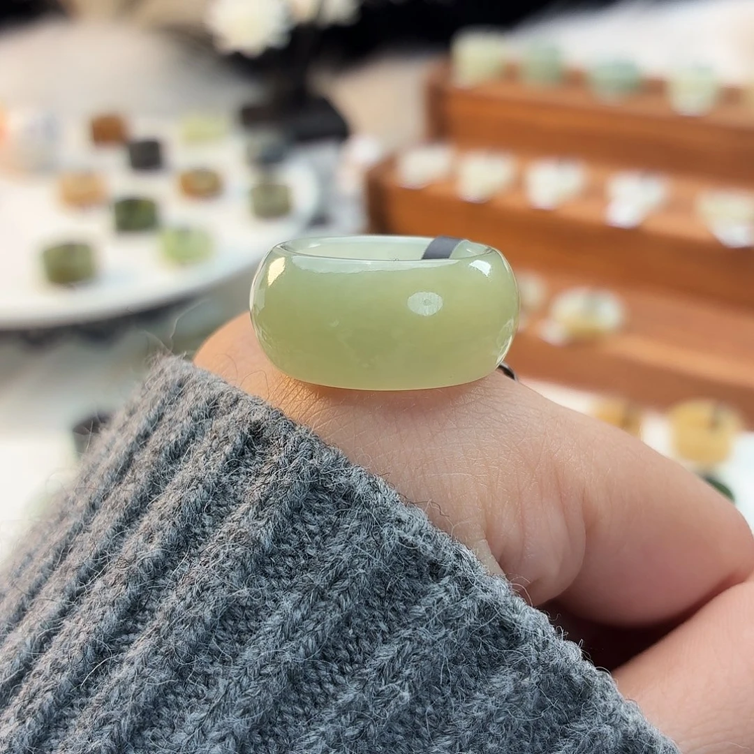 和田玉未镶嵌戒指i82青提轮胎17.7mm