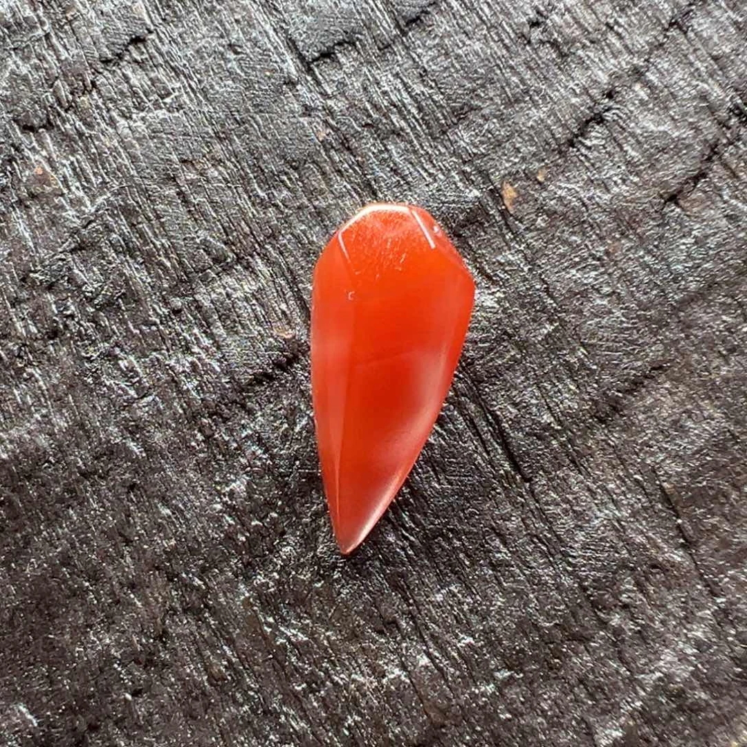 未镶嵌吊坠南红玛瑙