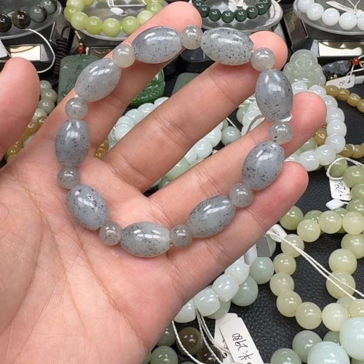 和田玉未镶嵌手链