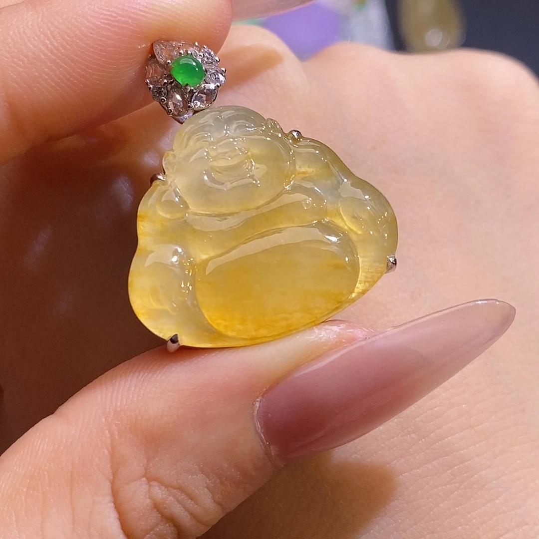 翡翠18K金镶嵌颈饰佛