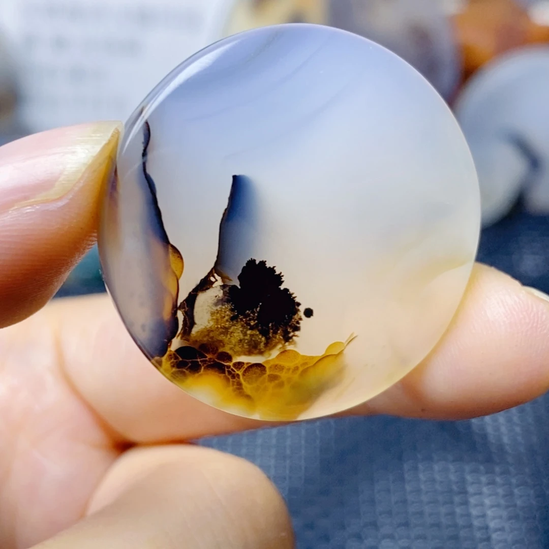 玛瑙/玉髓未镶嵌珠宝奇石