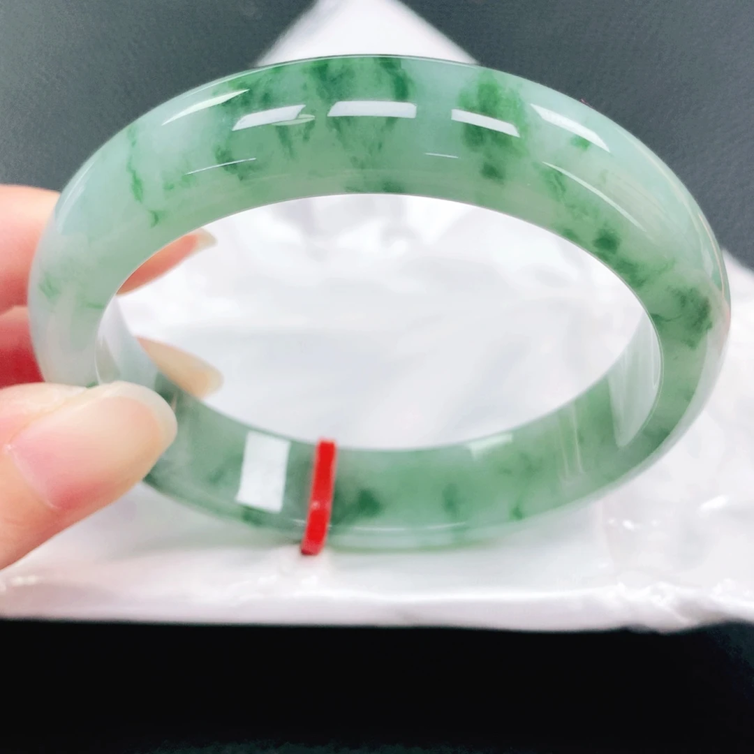 未镶嵌手镯翡翠57圈